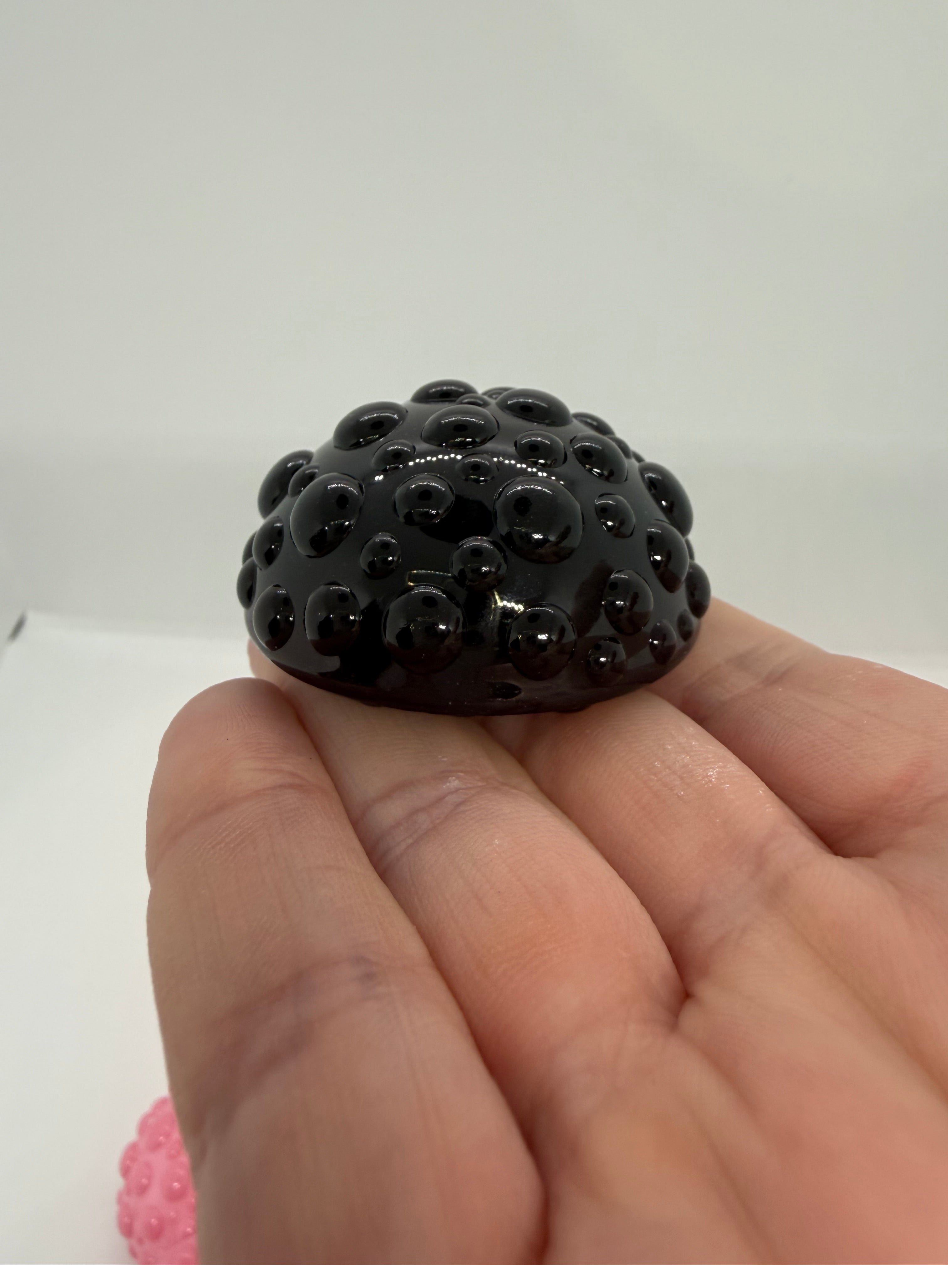 Bubble Palm Pebble